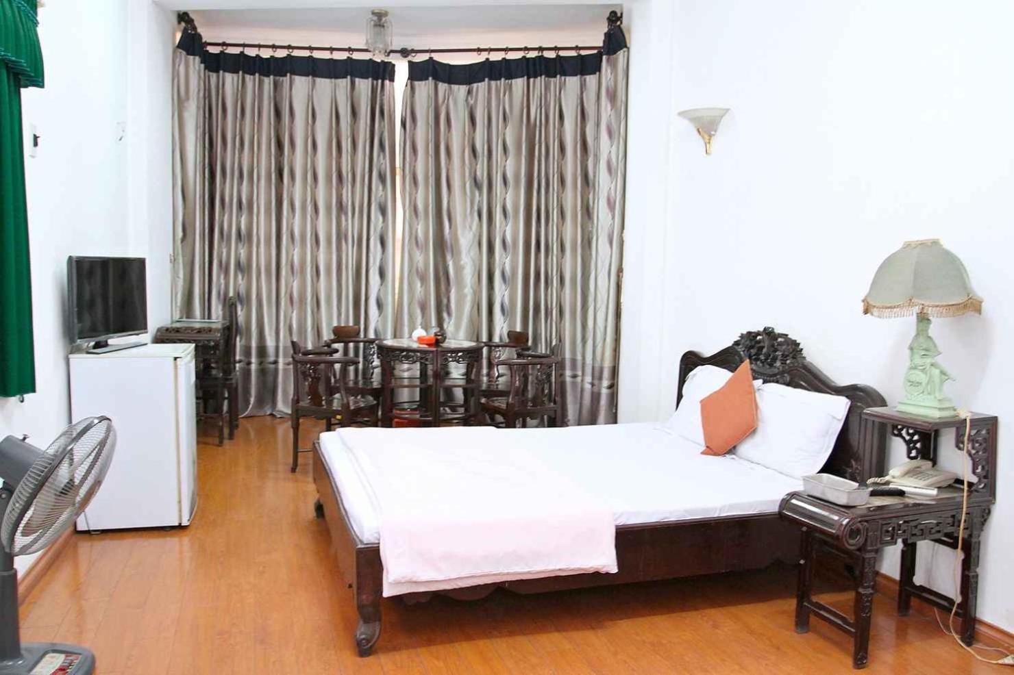 Hoang Cuong Hotel 15 Nguyen Thai Hoc Hanoi Zewnętrze zdjęcie