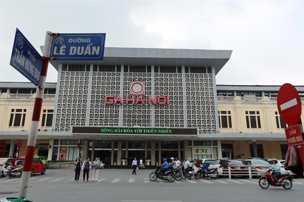 Hoang Cuong Hotel 15 Nguyen Thai Hoc Hanoi Zewnętrze zdjęcie