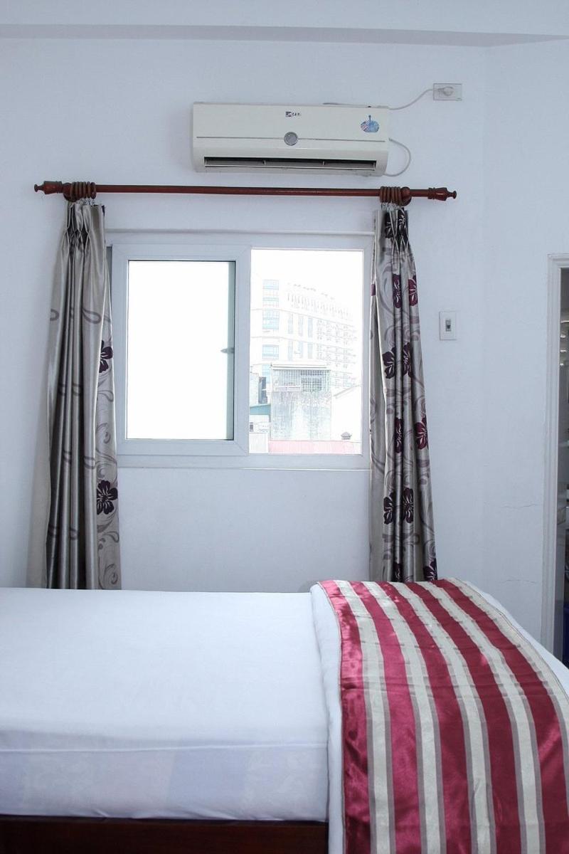 Hoang Cuong Hotel 15 Nguyen Thai Hoc Hanoi Zewnętrze zdjęcie